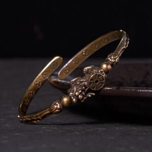 For When You Need Quiet Connection | Pi Xiu Carrying Coin Ingot Copper Brass Bracelet Bangle