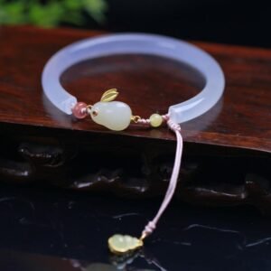 For When You Need Quiet Wisdom | White Agate Hetian Jade Rabbit Positive Bracelet Bangle