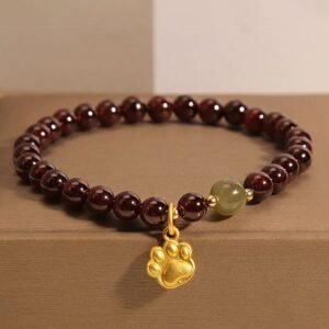 For When You Need Quiet Wisdom | Cat's Paw Garnet Hetian Jade Beads Purification Bracelet