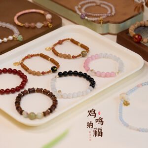 Against the soft glow of a morning lamp | Nanjing Jiming Nafu Bracelet
