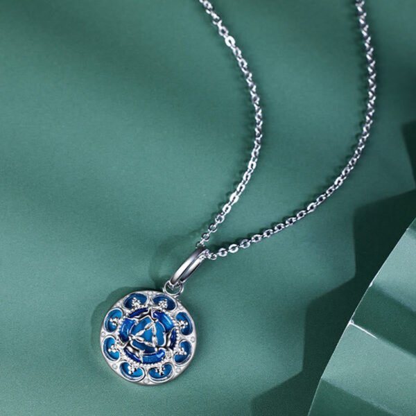 Turquoise and Silver Necklace – view 5